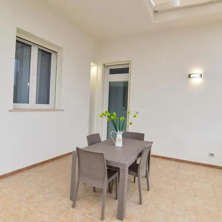Apartment Haima *
